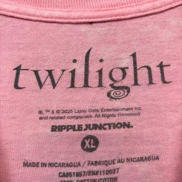 Bloody Disgusting x Twilight It's Complicated Oversized T-Shirt Extra Large - Picture 4 of 5